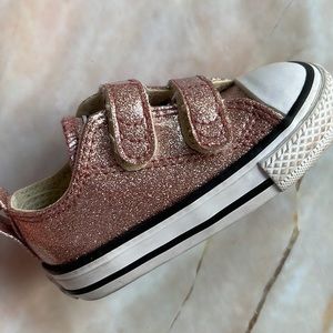 rose gold converse glitter